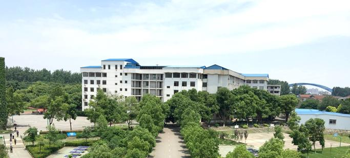 武汉技师学院