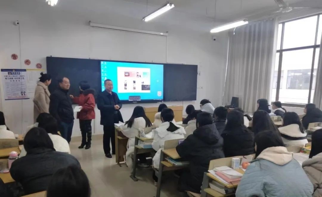 随州机电工程学校