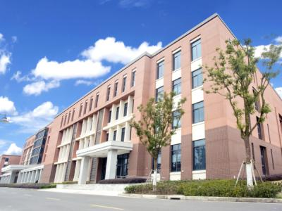上海融育学校