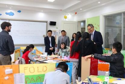美国杜克学校校长访问上师大附二外国际部
