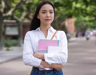 考试小班