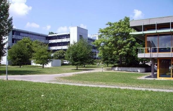 罗伊特林根应用技术大学