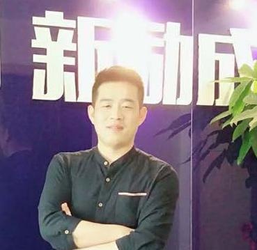 大连新励成演讲口才培训学员图片