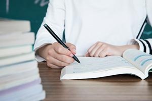 青岛盟诺学校入学考试