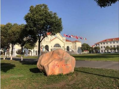 太仓华顿外国语学校.jpg