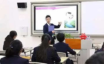 上海浦东新区民办东鼎外国语学校美国高中+AP课程