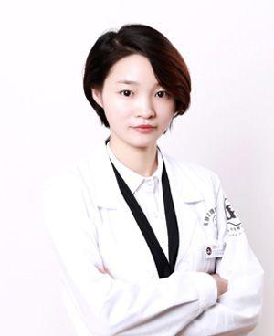刘诺冰
