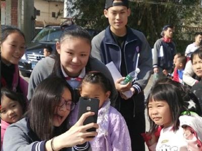 学生课外实践