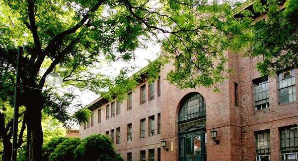 云南艺术学院附属艺术学校