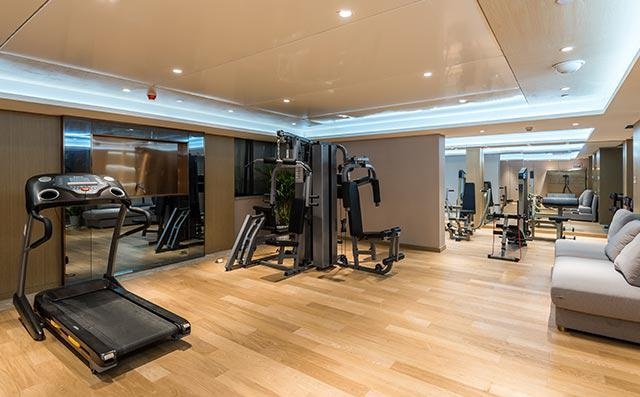 想当健身教练需要做什么