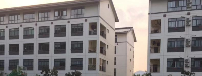 浙江常春藤国际高中2020年学费、收费多少