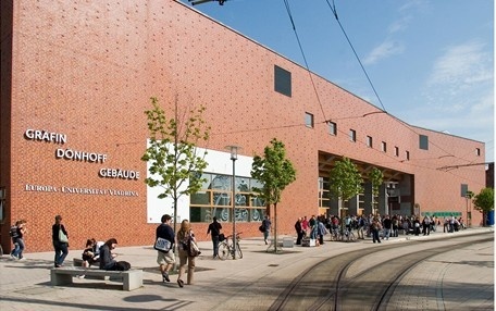 奥德河畔法兰克福欧洲大学