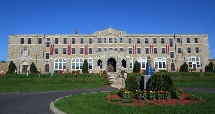 上海美达菲学校