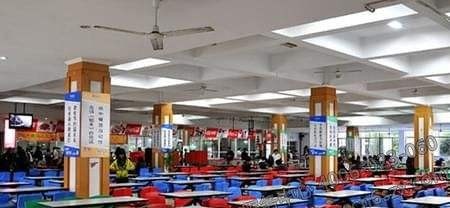 四川省武胜职业中专学校宿舍条件