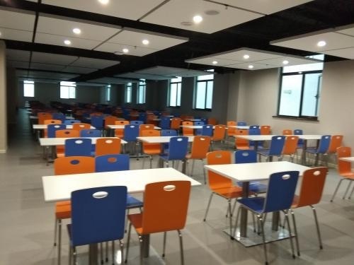 北京明诚外国语学校黄石学院