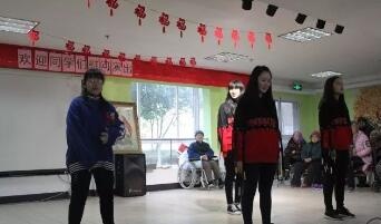 美国Lee Academy高级中学养老院公益活动：舞蹈-巴比龙