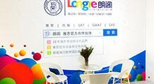 集美校区宽敞明亮的大厅