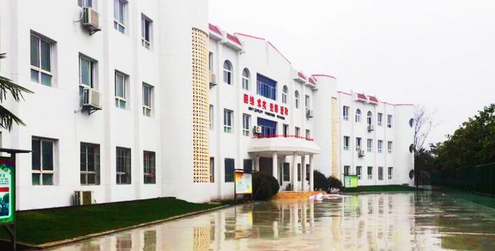 湖北世达实用外国语学校