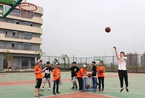限时投篮比赛.jpg