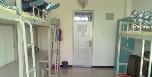 六盘水千惠职业技术学校