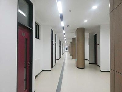 天津黑利伯瑞国际学校走道
