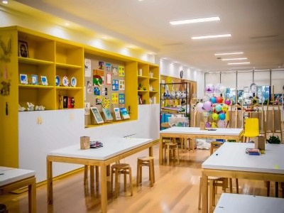 上海浦东新区民办东鼎外国语学校美术教室