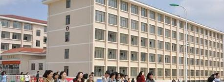 宜宾长江职业技术学校