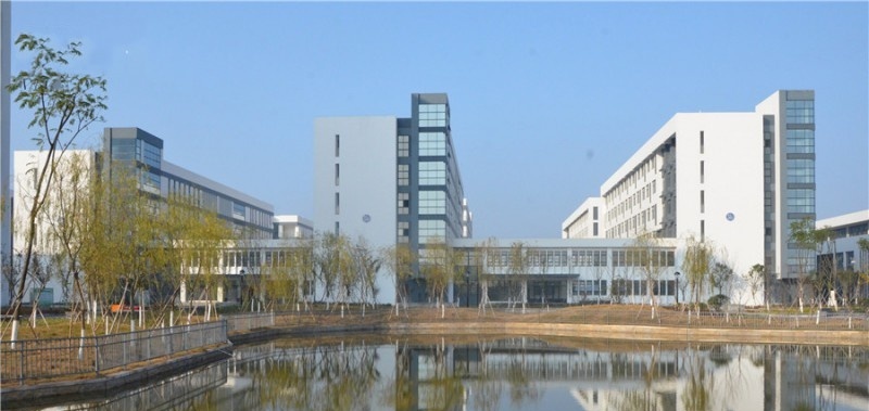 江苏东台中等专业学校