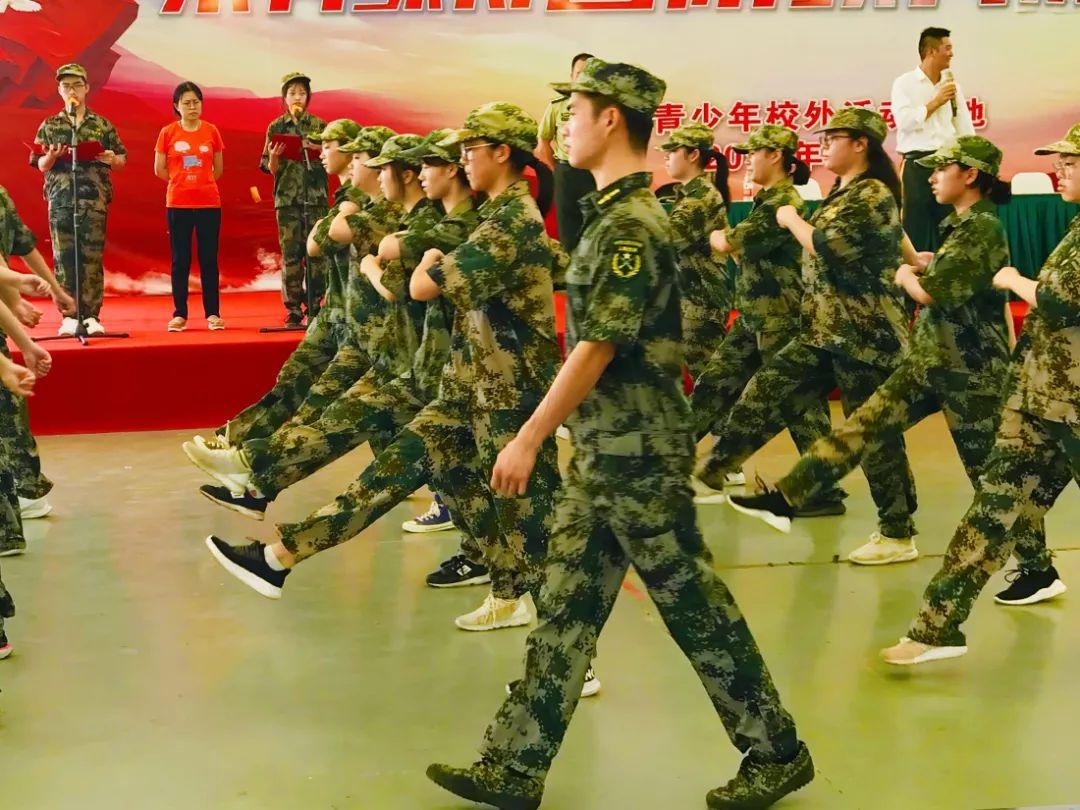 上海师范大学附属第二外国语学校军训.jpg