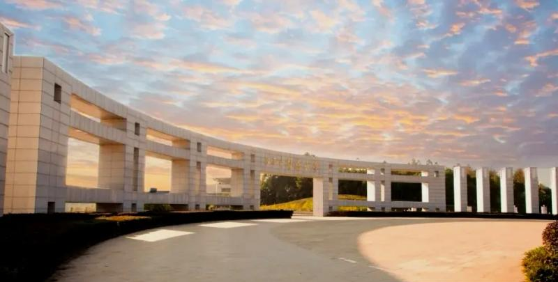 江西中医药大学是二本还是一本（江西中医药大学）