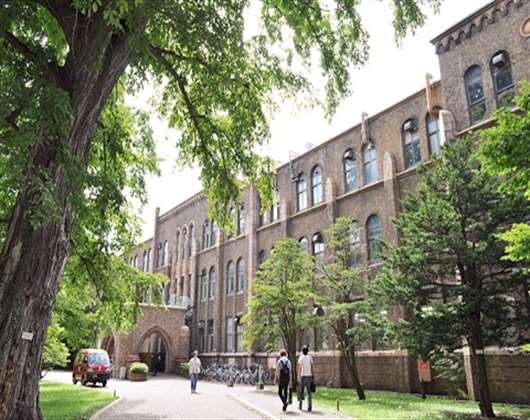札幌大谷大学