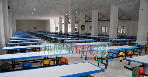 成都实用工程技术学校