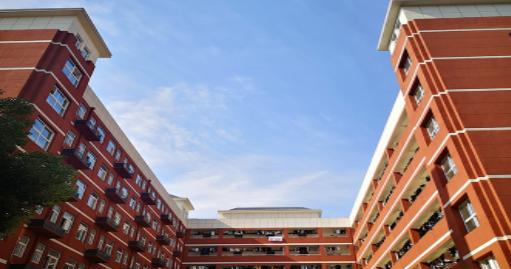 黄冈职业技术学院5