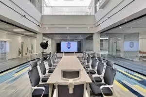 天津法耀高级中学（英华生态学校）会议室