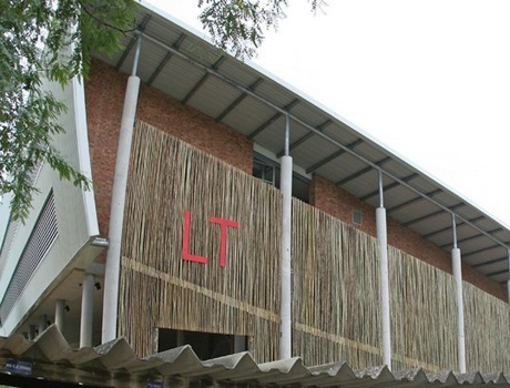 祖魯蘭大學(xué)