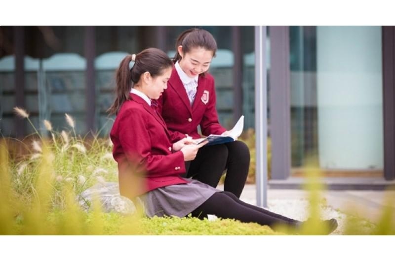 成都金苹果锦城中学国际特色课程