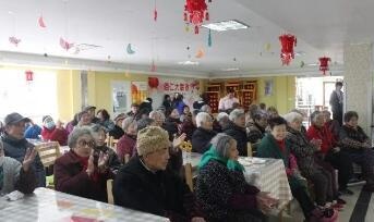 美国Lee Academy高级中学公益活动：情暖养老院