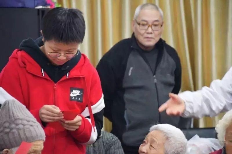 剪窗花迎新年活动.jpg