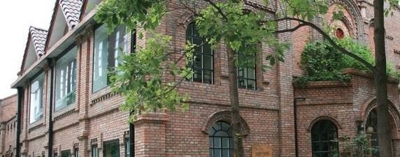 四川国际标榜职业学院五年制大专学校学费