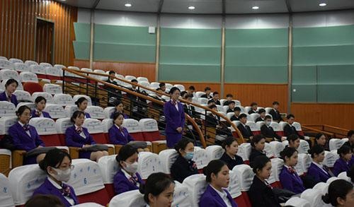 滨州学院乘务学院召开青岛航空招聘宣讲会
