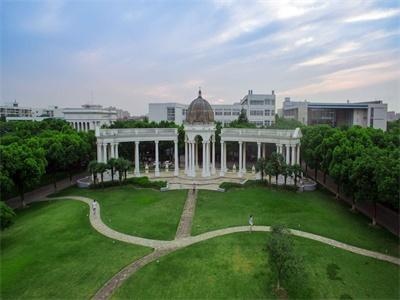 泰莱国际高中