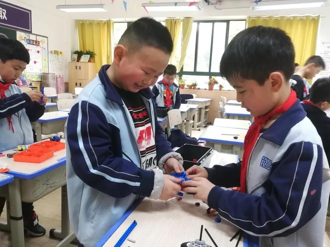 成都绵实外国语学校双语班