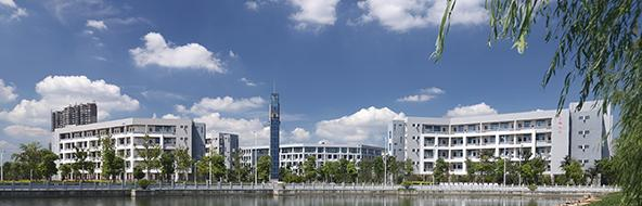 江苏东台中学2021年招生办