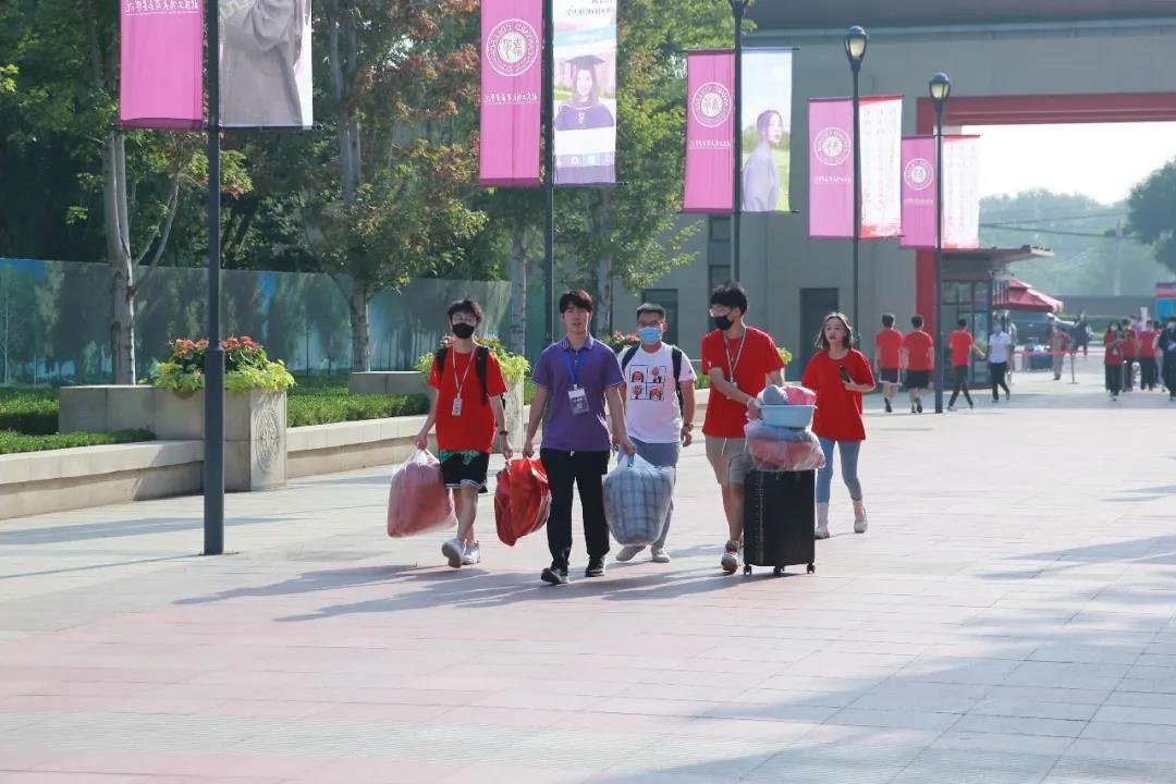 北京工商大学嘉华学院2021级新生报道