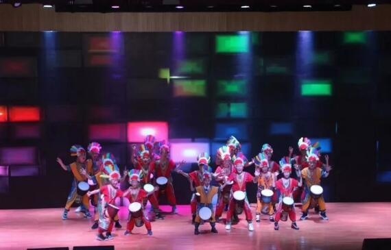 中加枫华小学2019迎新暨爱心天使慈善公益演出活动