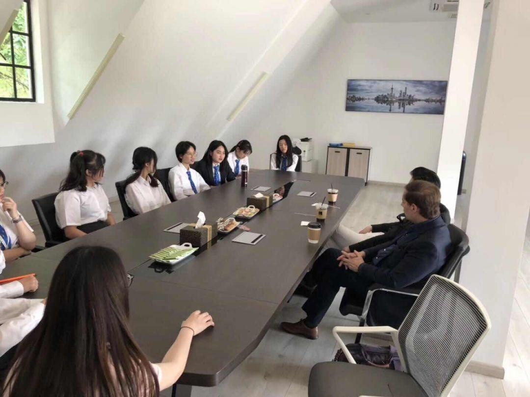 伯克利音乐学院音乐系主任来访上海阿德科特学校.jpg