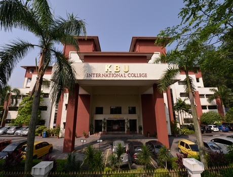 万达国际学院