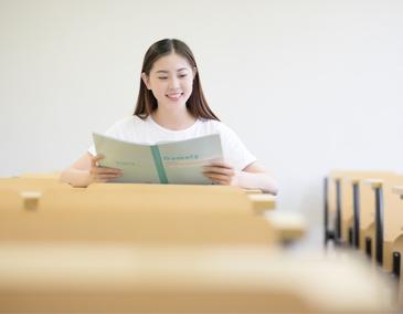 班次人数