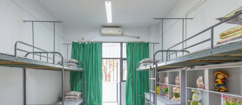 黄梅兴华中等专业学校