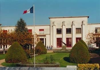 国家高等航空与航天学校